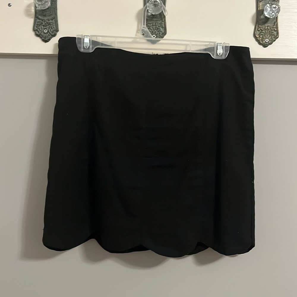She and sky black scalloped skirt size large